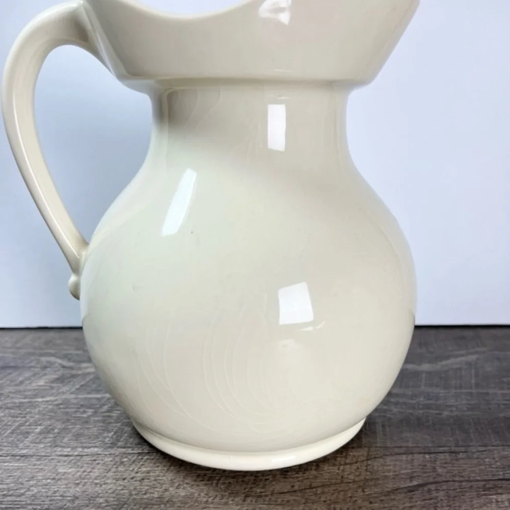 McCoy Pottery‎ pitcher cream color crazing Farmhouse vintage